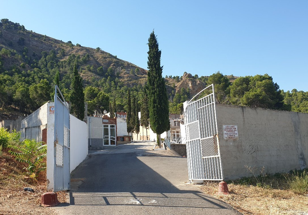 Cementerio de Torreaguera-Torreaguera必去景点