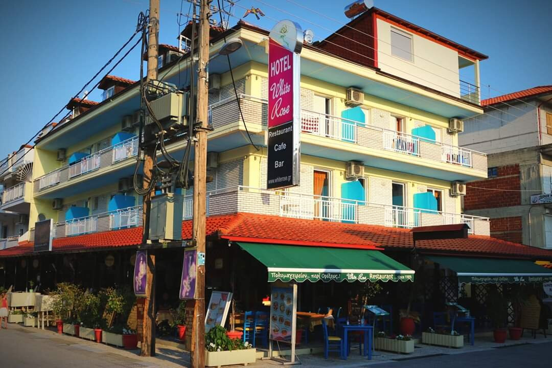 White Rose Hotel主图