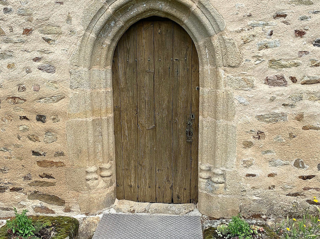 Ancien Cimetière Et Lanterne Des Morts-Rancon必去景点