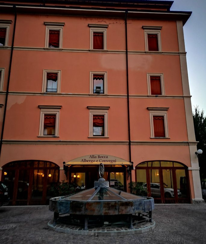 Alla Rocca Hotel主图
