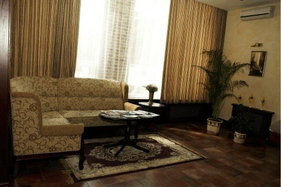 城市俱乐部酒店主图