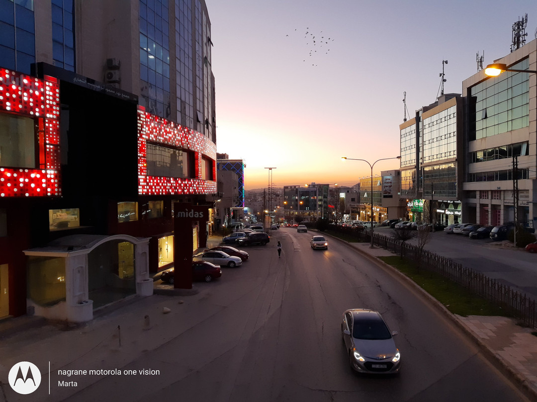 Nairoukh Hotel主图