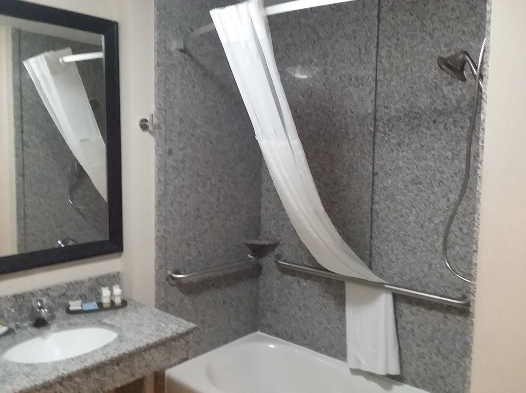 Spark By Hilton Kingsland主图