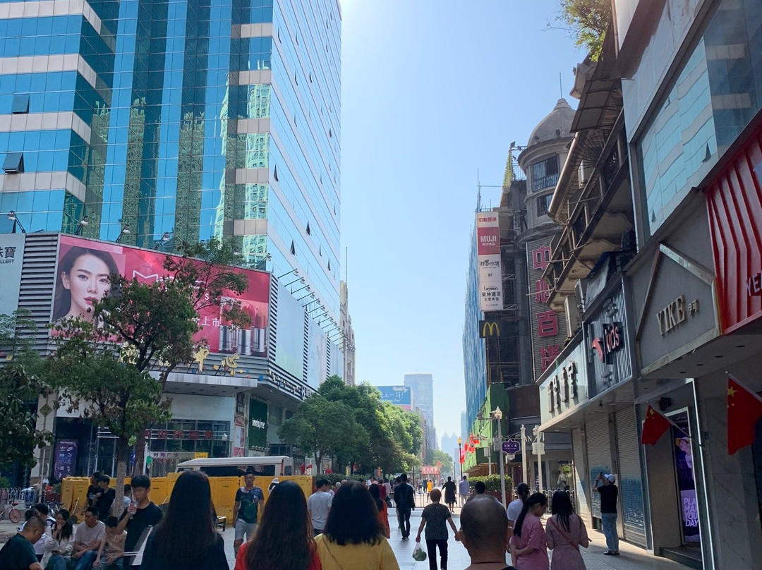 江汉路步行街景点图片