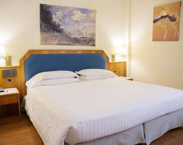 IH Hotels Milano Eur Trezzano sul Naviglio主图