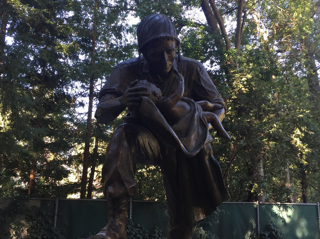 Redwood Grove Nature Preserve-洛思阿图斯必去景点