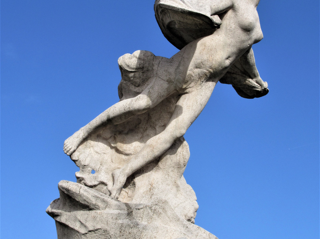 Monument à Nungesser, Coli et Lindbergh-Le Bourget必去景点