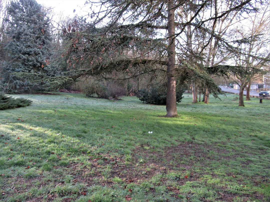 Square du Docteur Herpin-Livry-Gargan必去景点