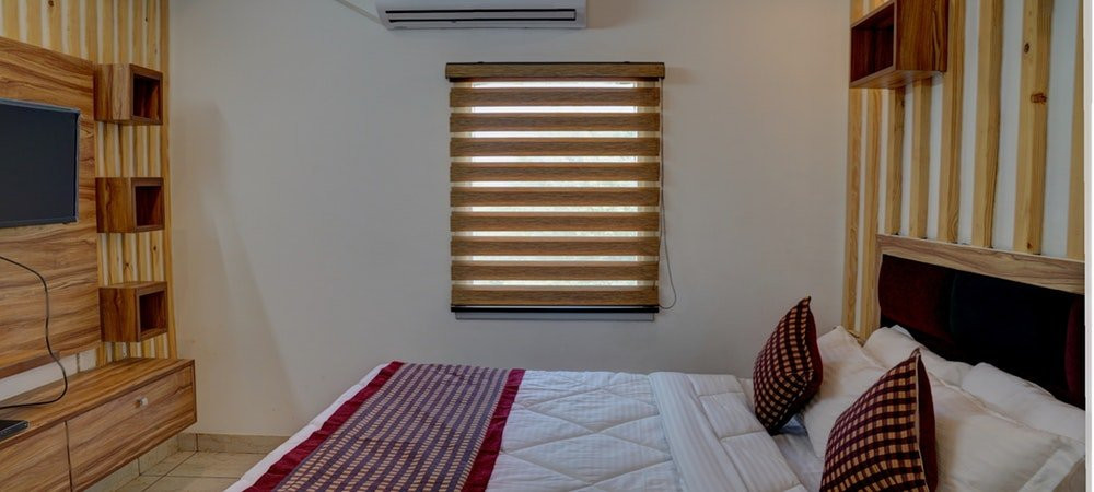 Hotel Whispering Oaks主图