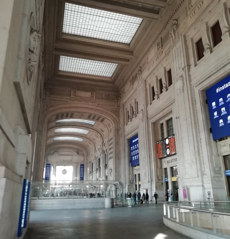 米兰中环火车站景点图片
