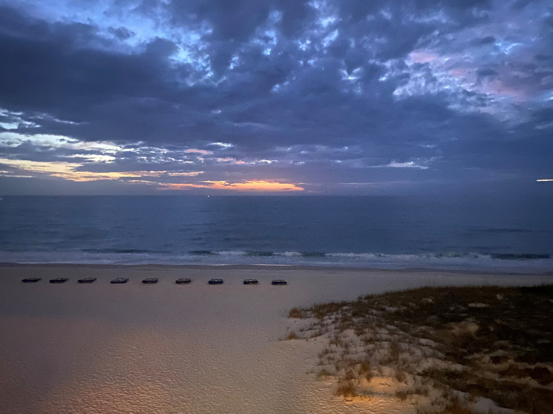 Barefoot Beach Club主图