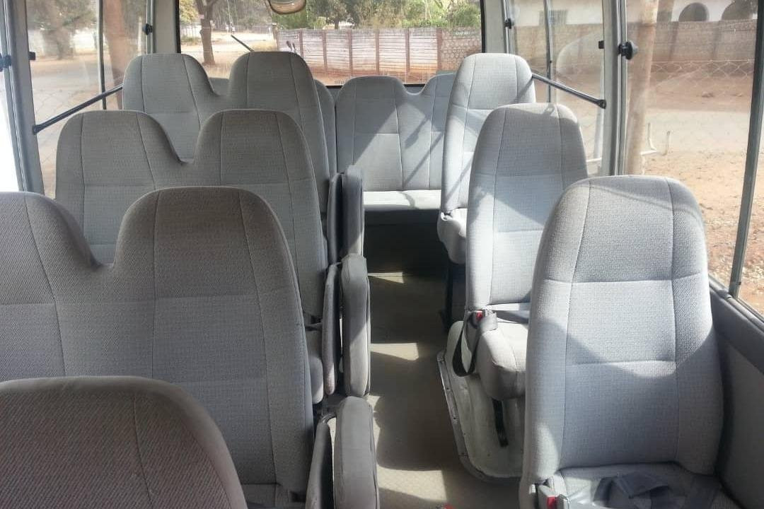 Car Rental and Airport Transfers(Victoria Falls & Harare)-哈拉雷必去景点