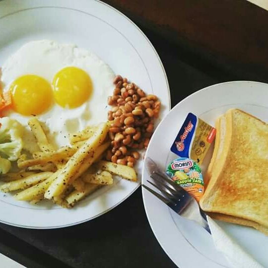 OYO 992 Semilir Senggigi Inn主图