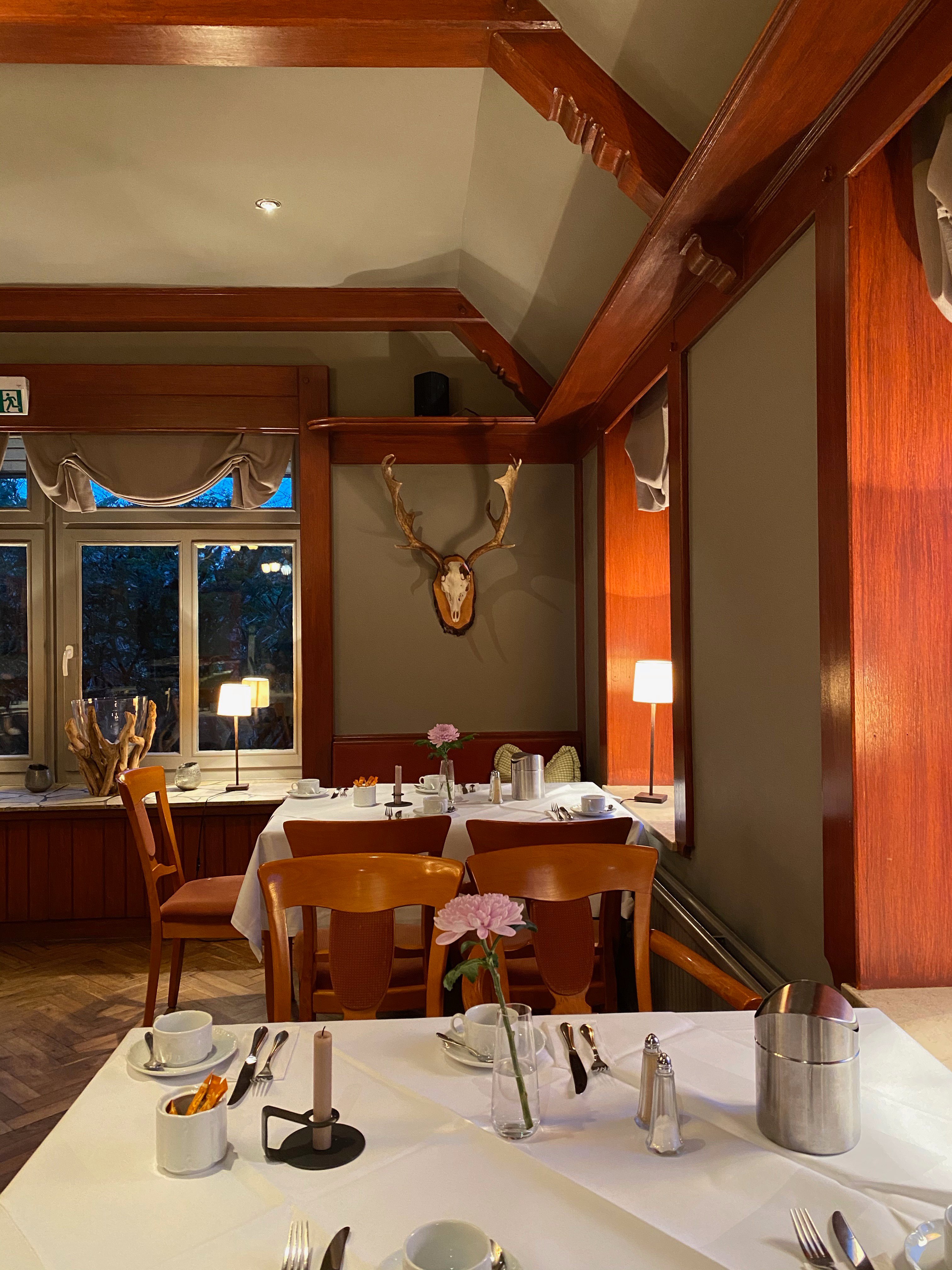 Baerenkrug Hotel-餐饮