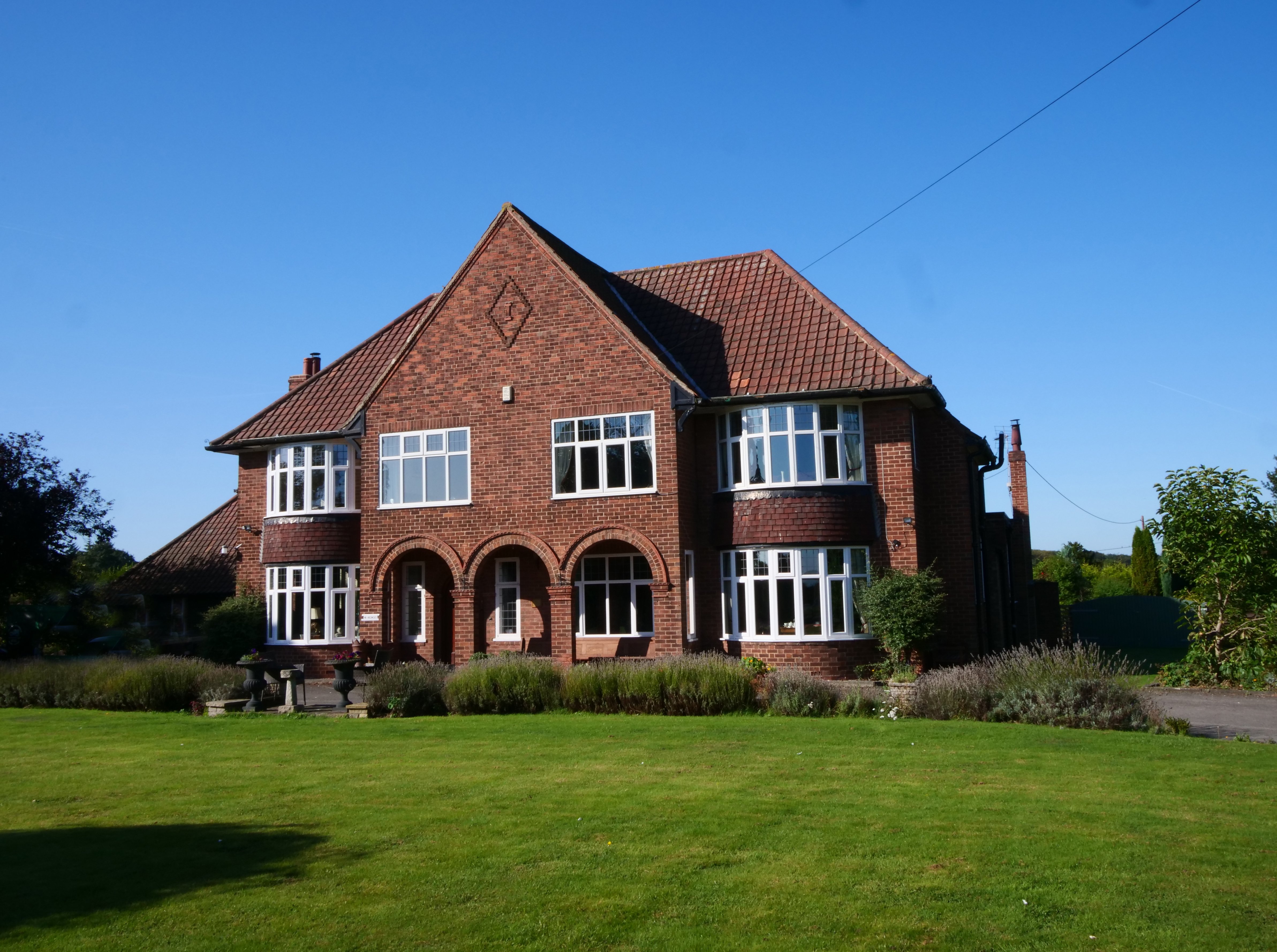 Westergate House-官方