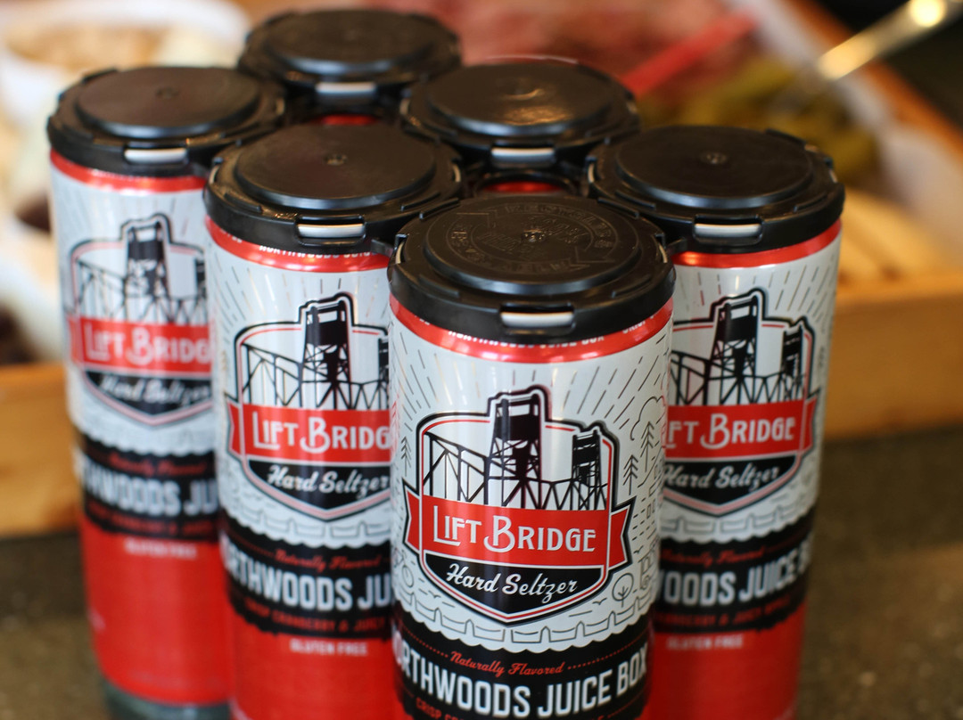 Lift Bridge Brewing Company-斯蒂尔沃特必去景点