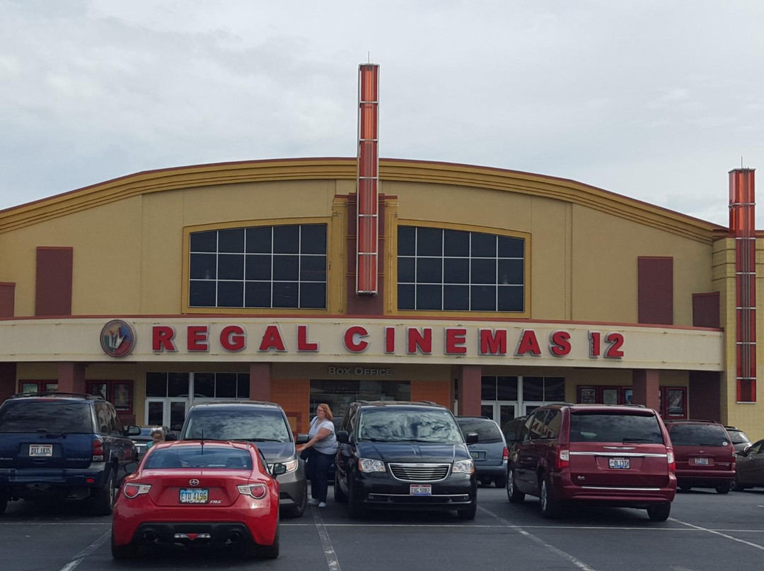 Regal American Mall Stadium 12景点图片