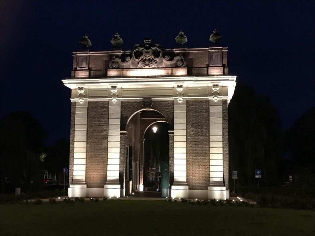Rijksmonument de Koepoort van Middelburg uit 1735-Middelburg必去景点