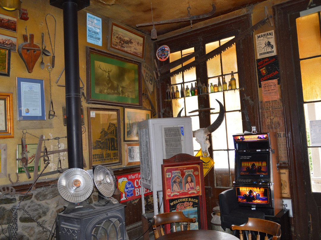 Genoa旅游景点-Genoa Bar