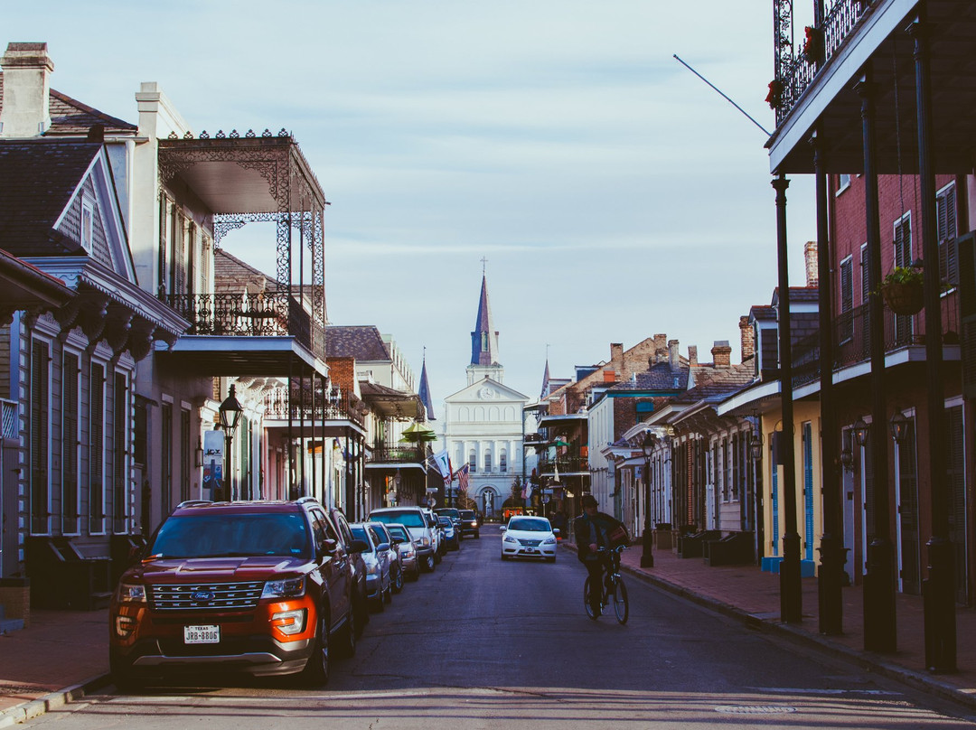 New Orleans Custom Tours and Productions