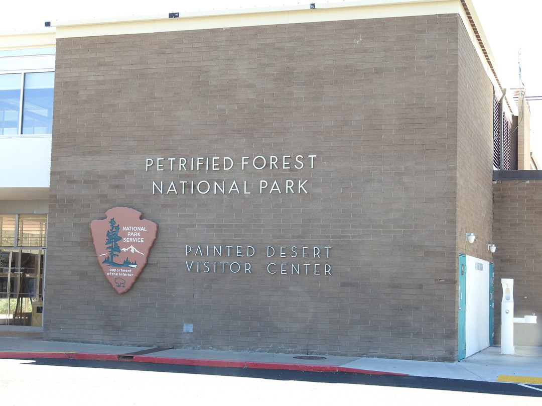 Painted Desert Visitor Center景点图片