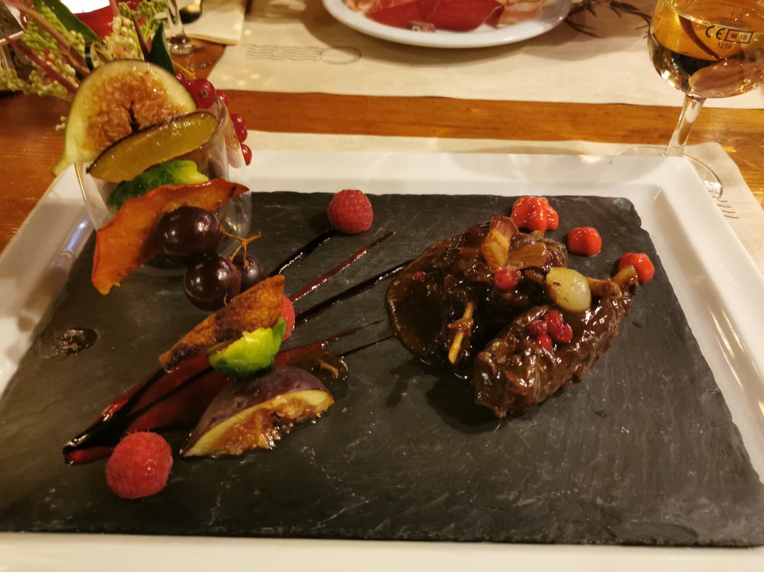 Hotel De Moiry主图