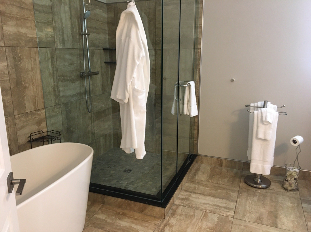 Western Hotel & Executive Suites主图