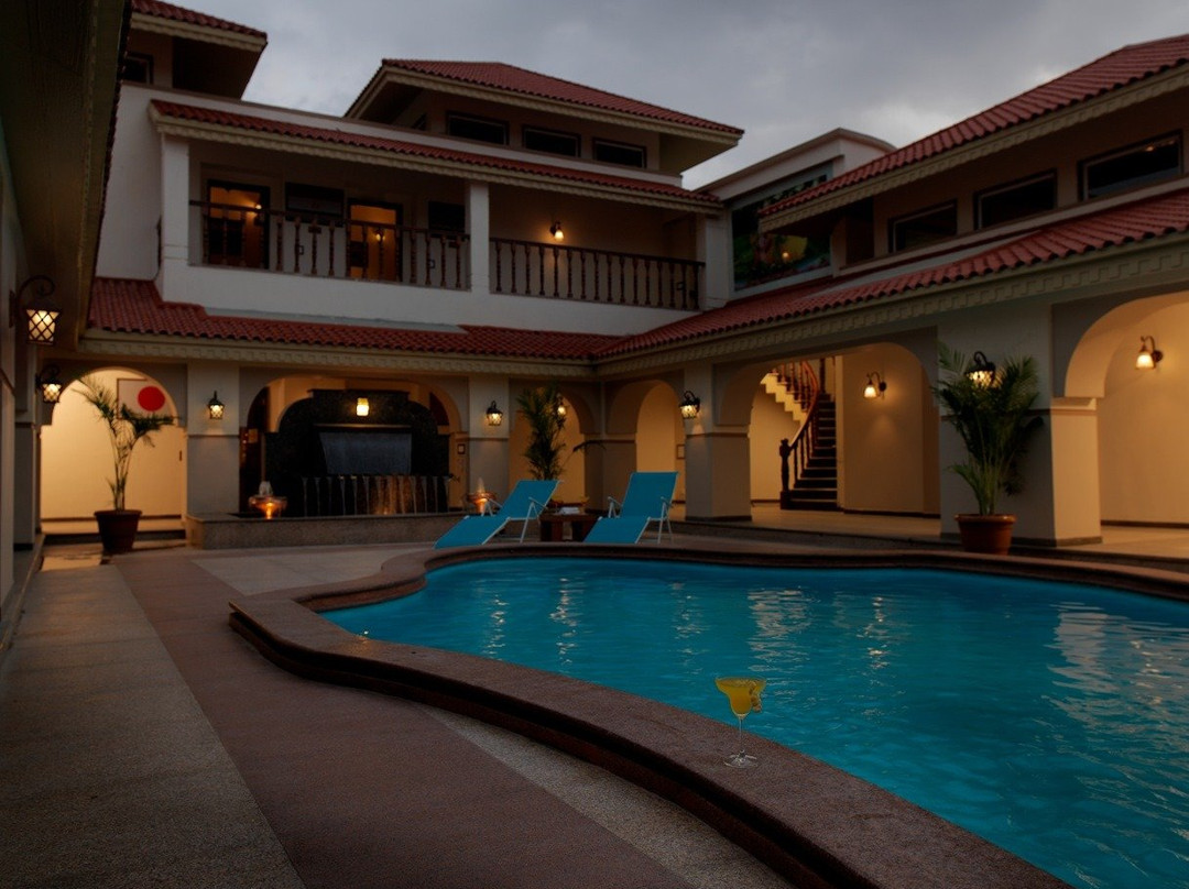 Neonz Resort & Club主图