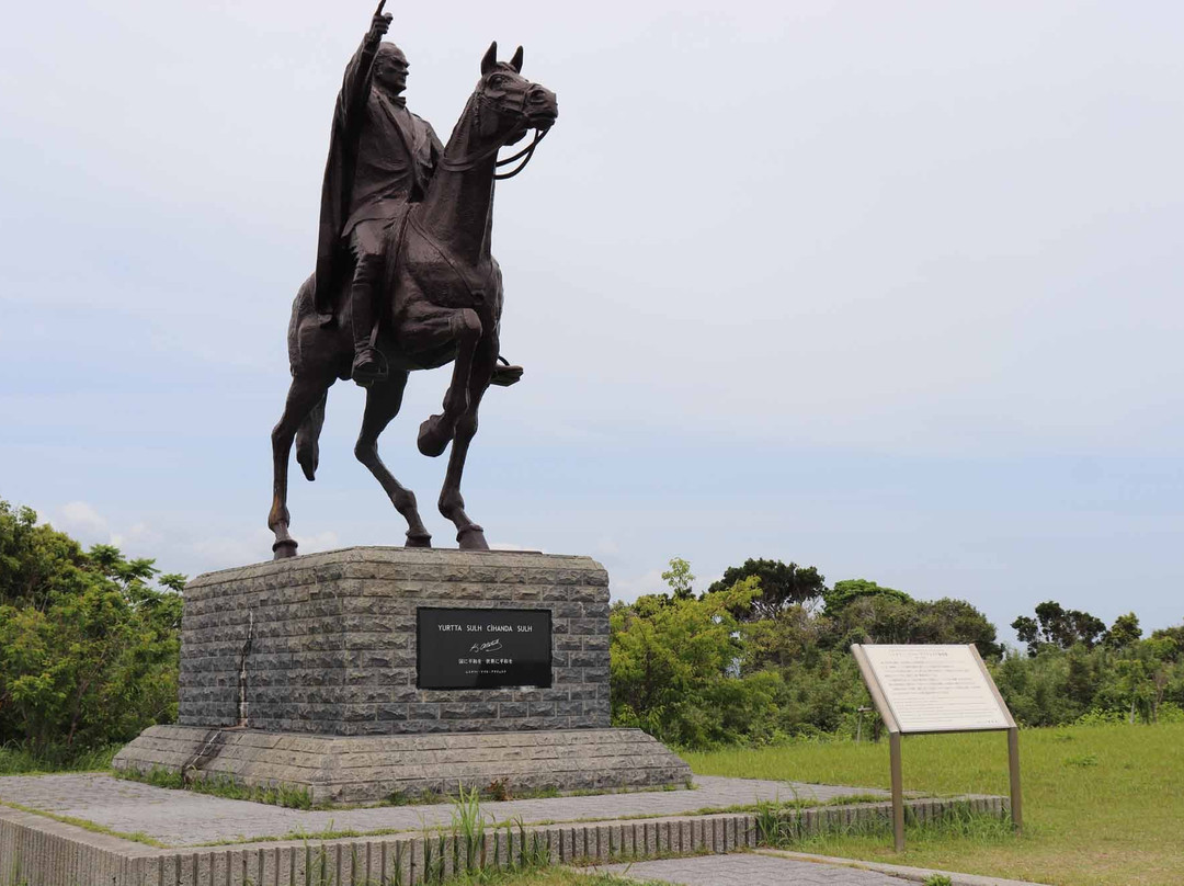 Mustafa Kemal Atatürk Equestrian Statue景点图片