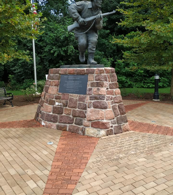 Winters Leadership Memorial at Veterans' Plaza-Ephrata必去景点