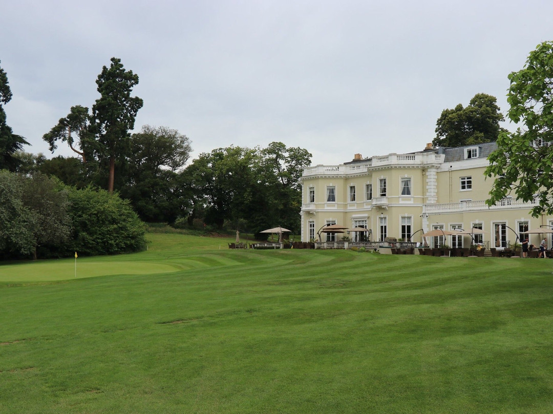 Burhill Golf Club景点图片