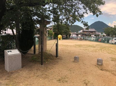 Ekimae Zaurus park-野洲市必去景点