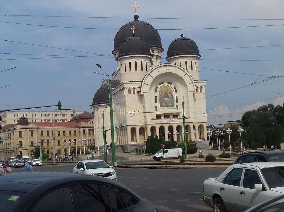 Holy Trinity Cathedral景点图片