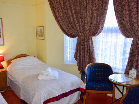 比尤德利山之屋酒店主图