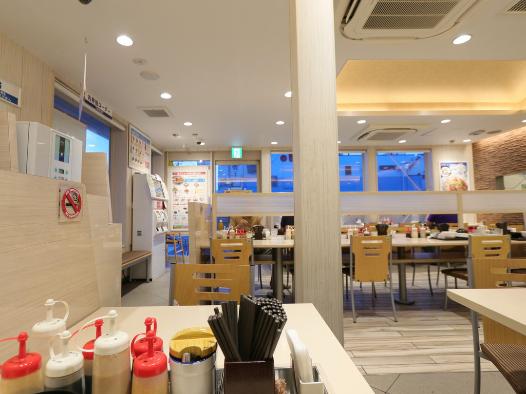 松屋 三河安城店