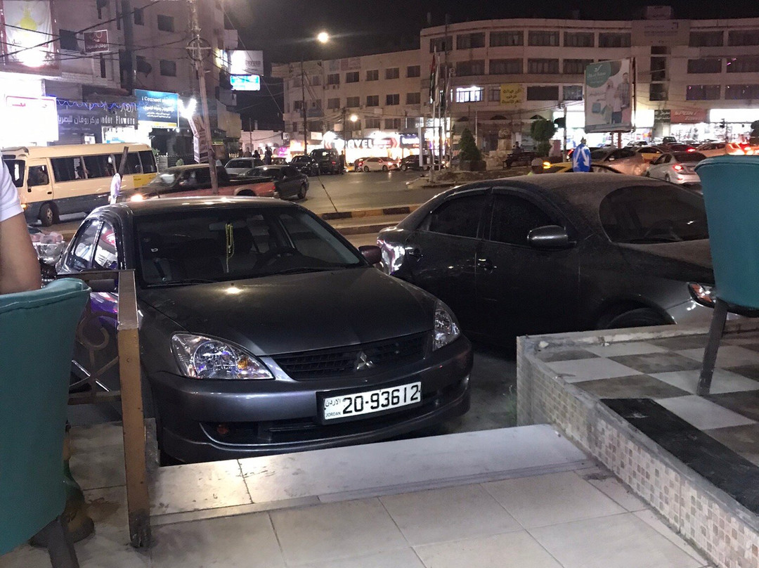 Al Hamouri Apartments