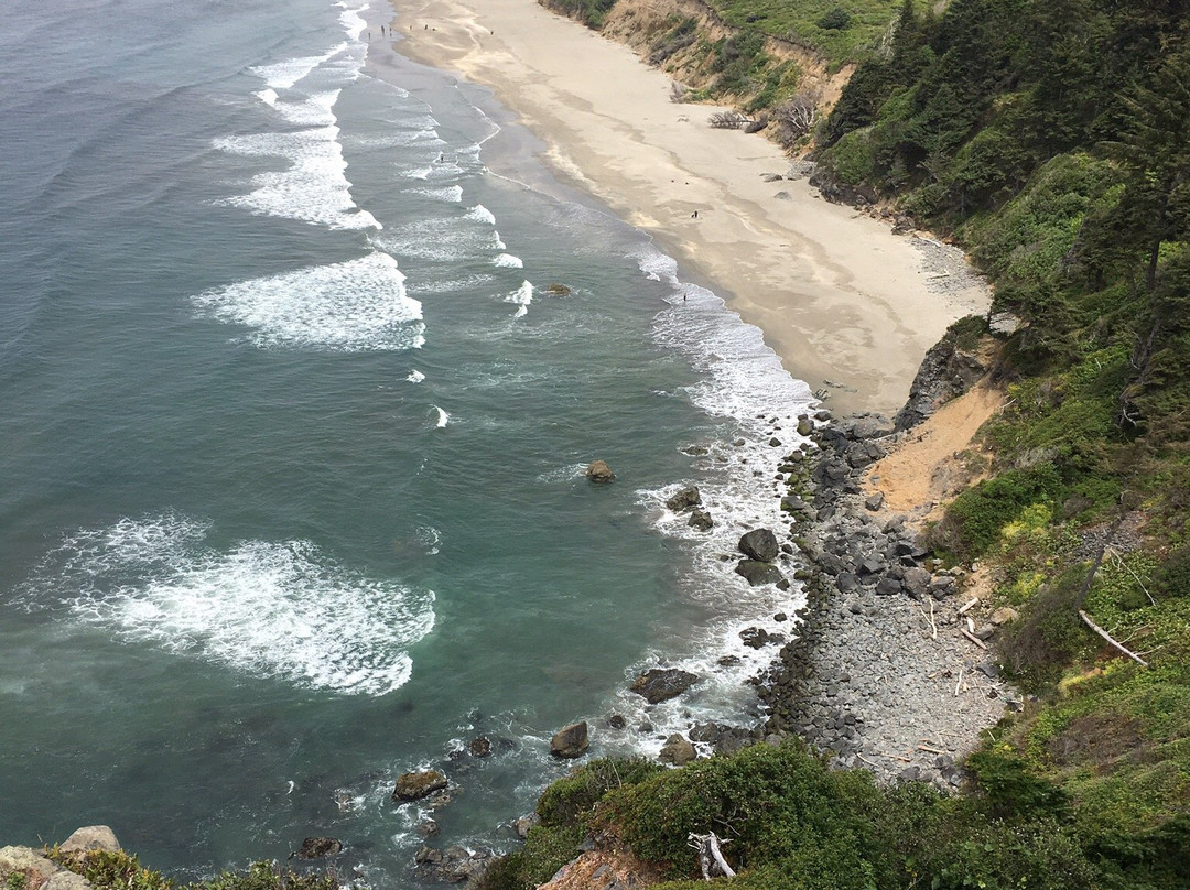 Crescent Beach Overlook景点图片