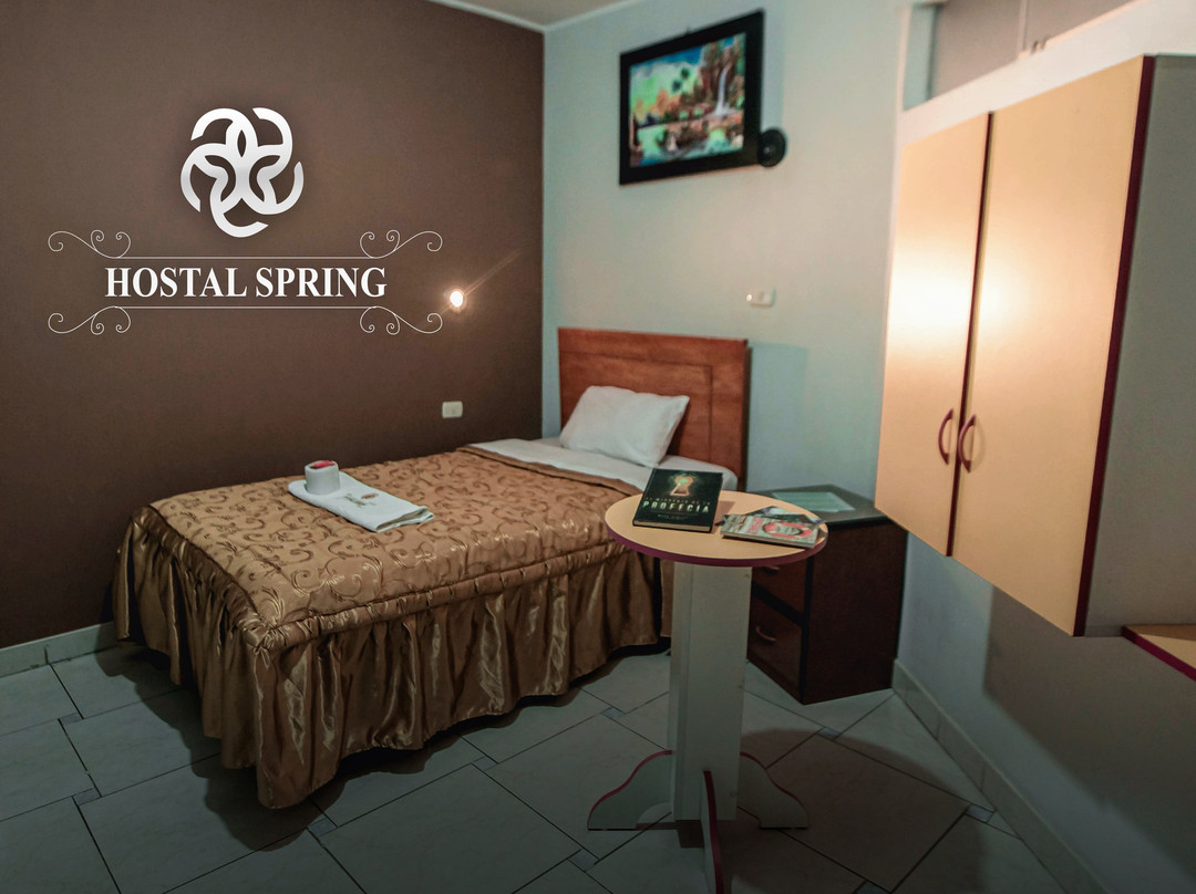 Hostal Spring II