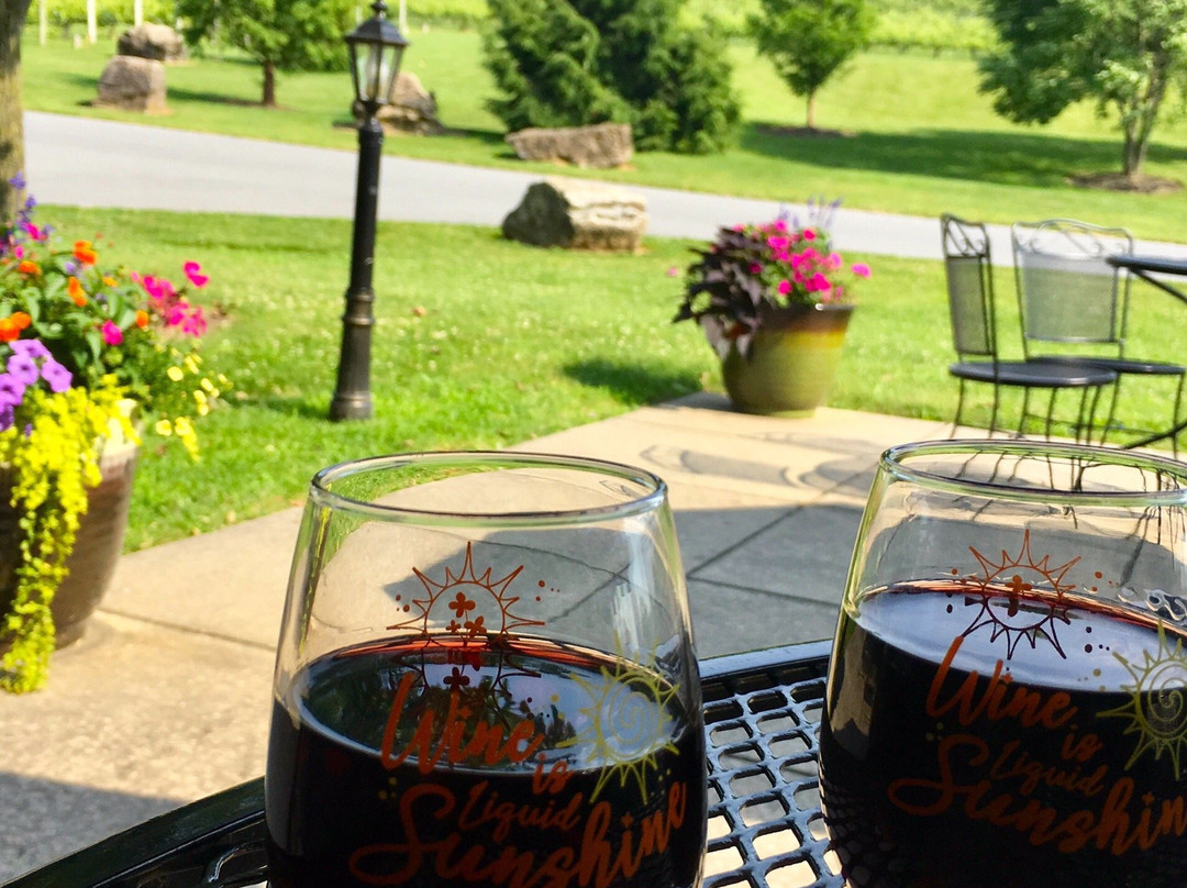 Clover Hill Vineyards & Winery景点图片