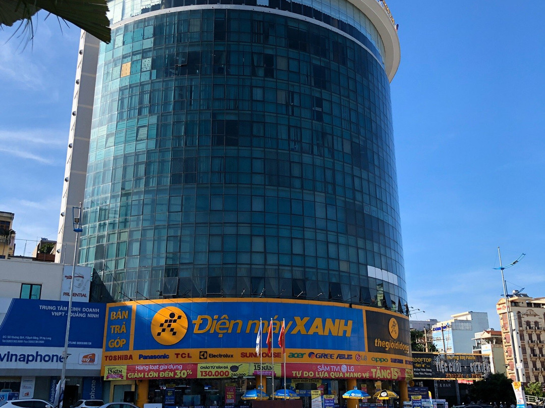 Clock Tower Roundabout-Ha Long City必去景点