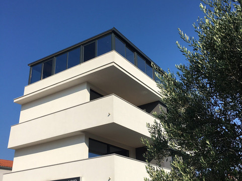 Mirabilis Residence主图