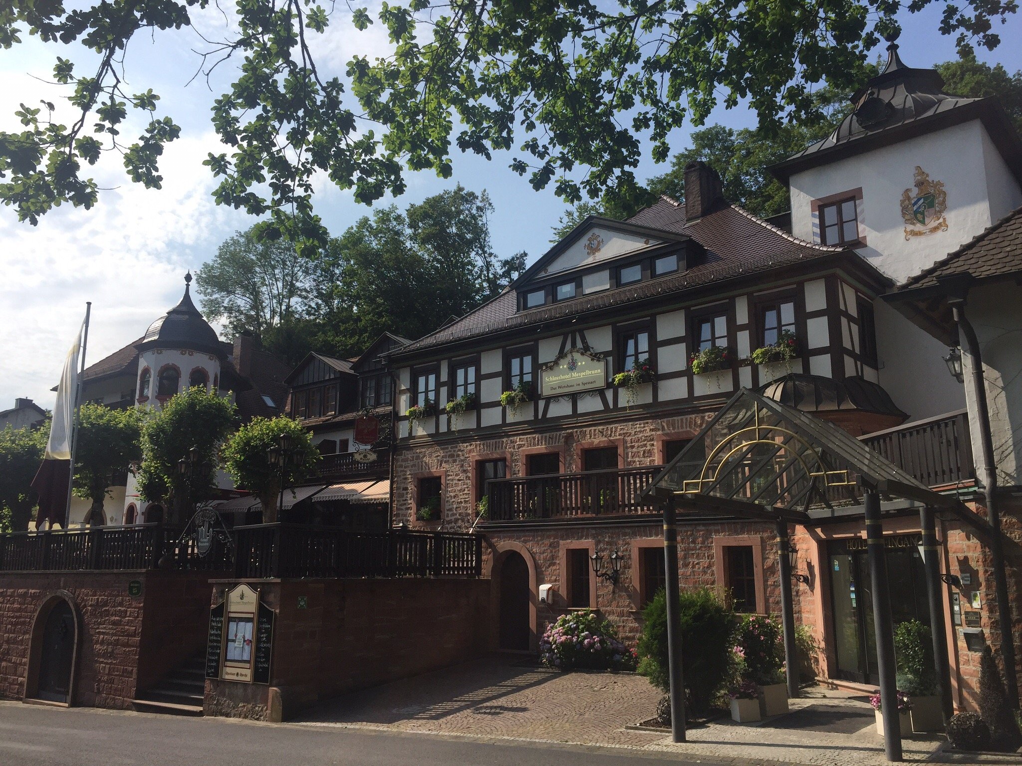 Schlosshotel Mespelbrunn-官方