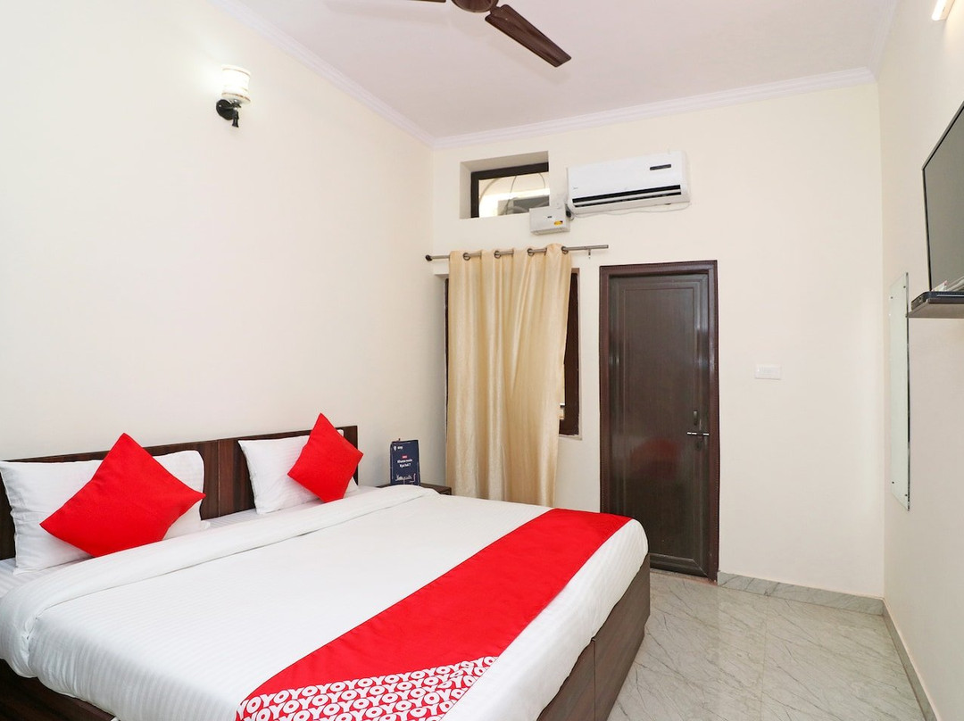 OYO 22463 The Samway Inn主图