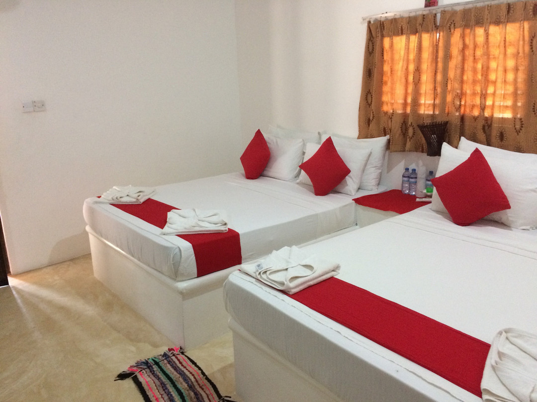 Roshanne Beach Resort主图