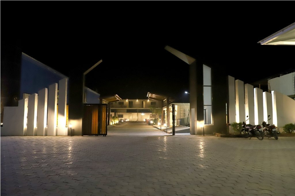 Kiri Container Resort主图