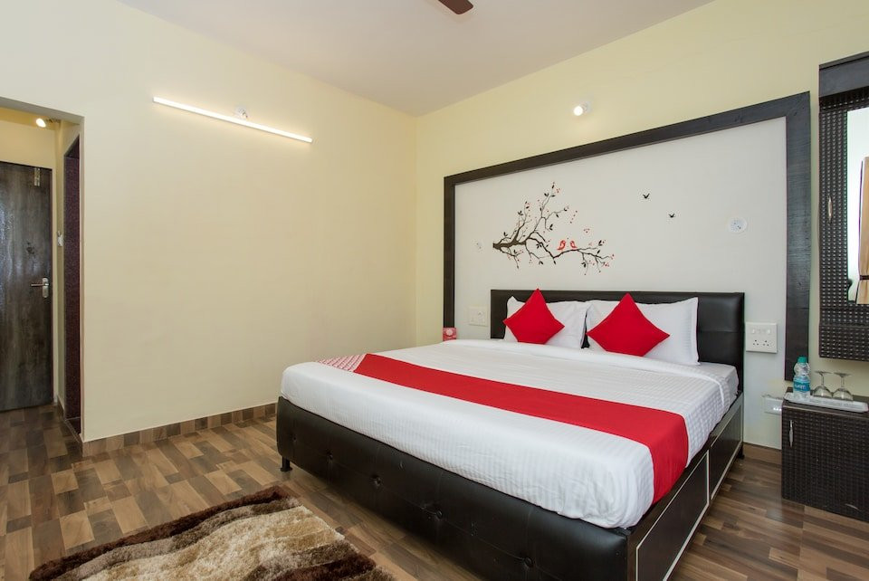 Hotel Paradise Inn主图