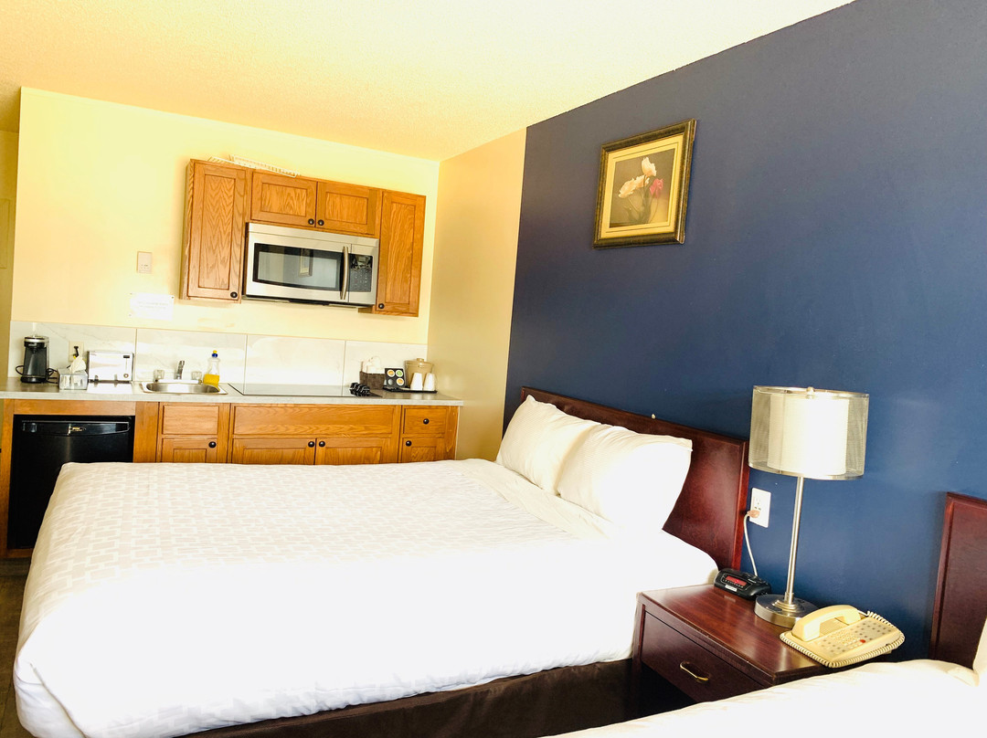 Empire Inn & Suites主图