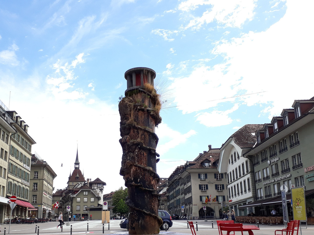 Meret Oppenheim Tower Fountain景点图片