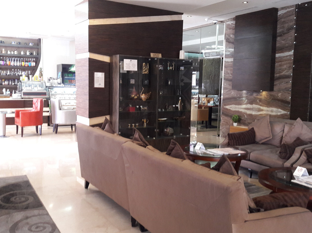 Nehal Hotel主图