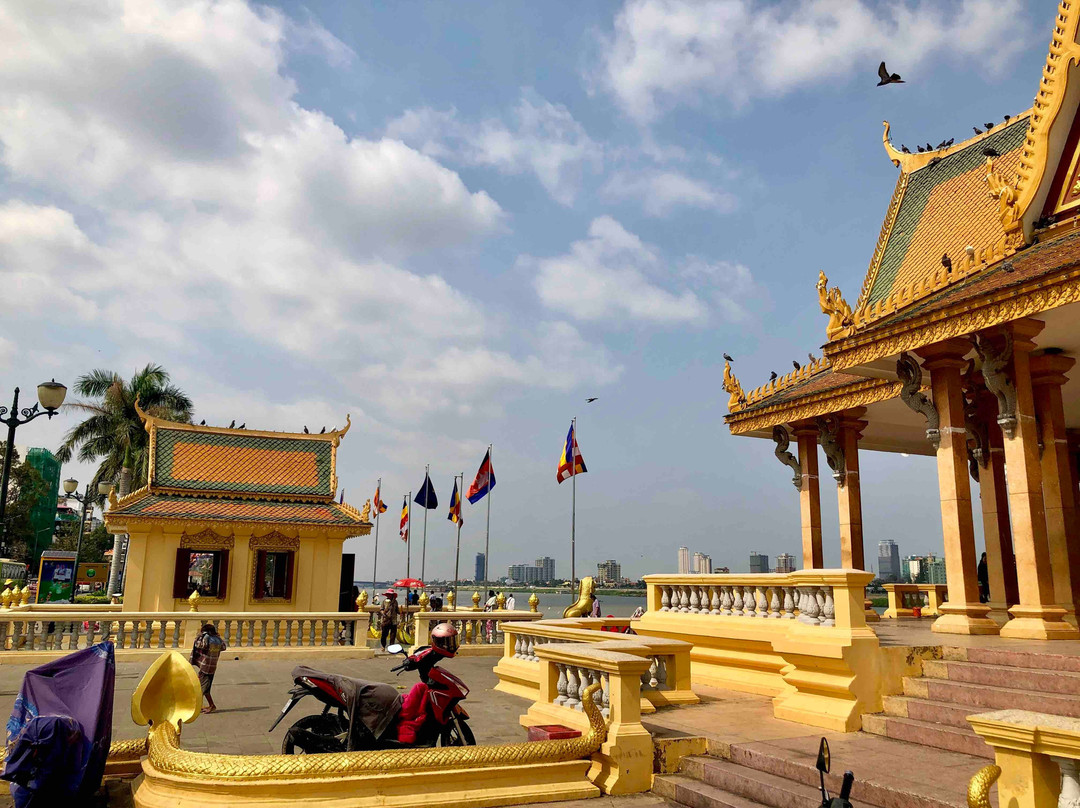 Preah Ang Dorngkeu Shrine-金边必去景点